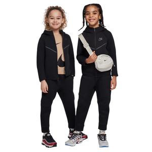 86m880-023-children-s-set-nike-essential-fleece-black